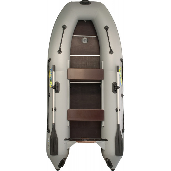 Надувная лодка Адмирал 305 в Ялте